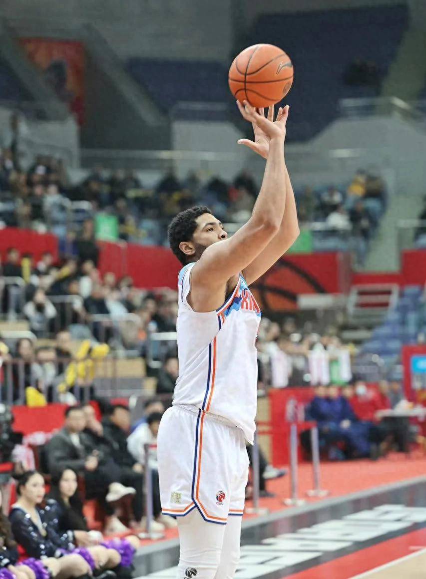 开云登录入口-关于冲刺阶段新疆广汇备战NBA季后赛，队长鼓劲细节曝光，管理层满意，心理建设被强调的信息