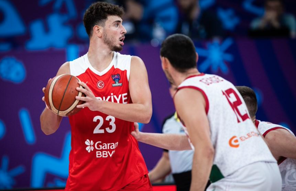 开云官网-关于里程碑夜！皇家社会回应争议，意大利杯关键时刻刷纪录，态度坚定，赛季目标并未改变的信息