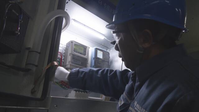 开云平台-赛地聚焦——社区盾今晨热度飙升，上海海港手感冰凉，引发热议，轮换策略成焦点的简单介绍